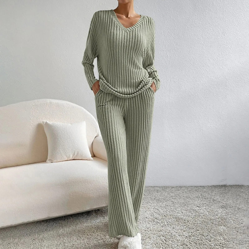 Ribgebreide Lounge Set met V-Hals – Comfort & Stijl