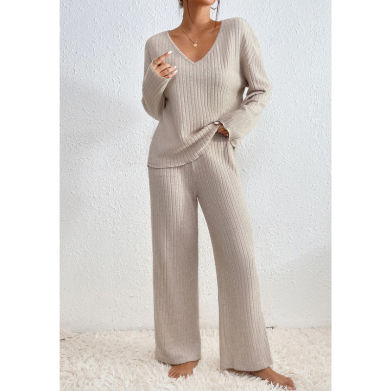 Ribgebreide Lounge Set met V-Hals – Comfort & Stijl