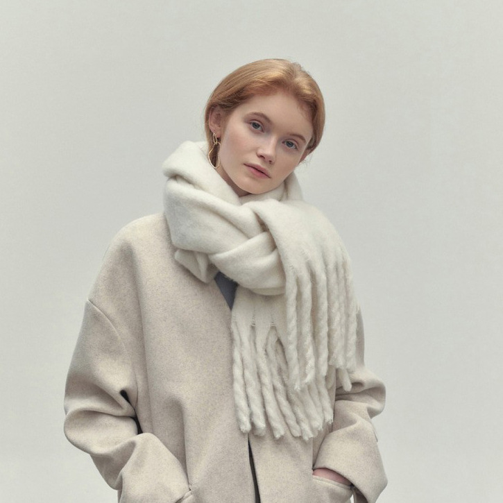 Dames Sjaal met Kwastjes – Elegant & Tijdloos Design