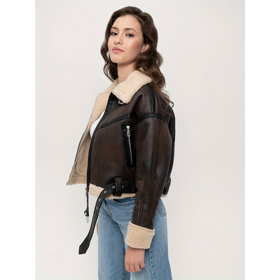 Dames Korte Jas met Reverskraag – Winterstijl