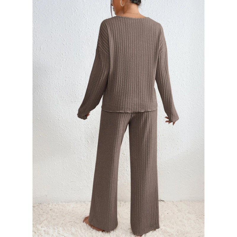 Ribgebreide Lounge Set met V-Hals – Comfort & Stijl