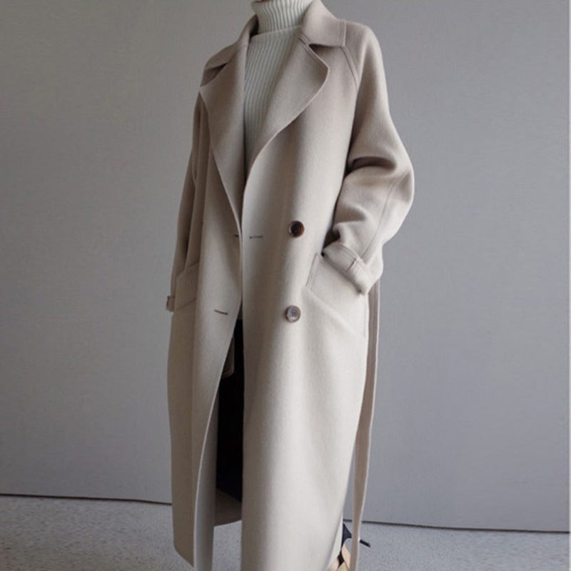 Lange Dames Trenchcoat van Wolmix – Chic & Warm