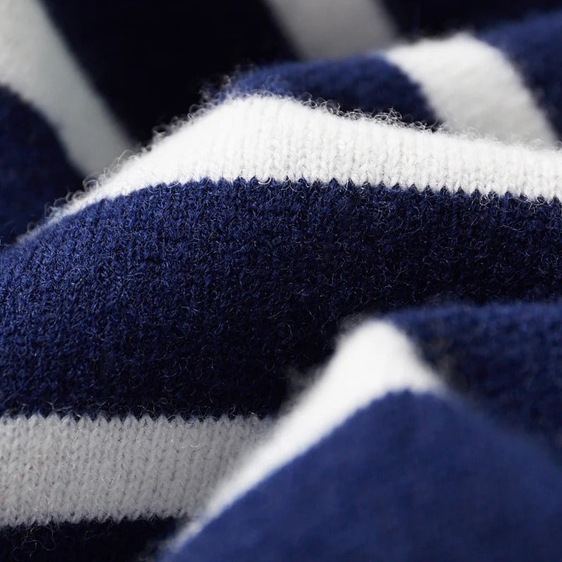 Merino Wol Navy Trui – Tijdloze Luxe voor Heren