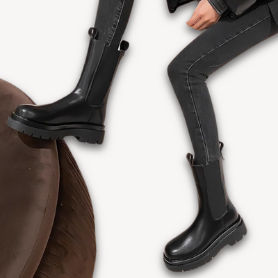 Dames Zwarte Leren Chelsea Boots – Chunky Zool & Slip-On Comfort