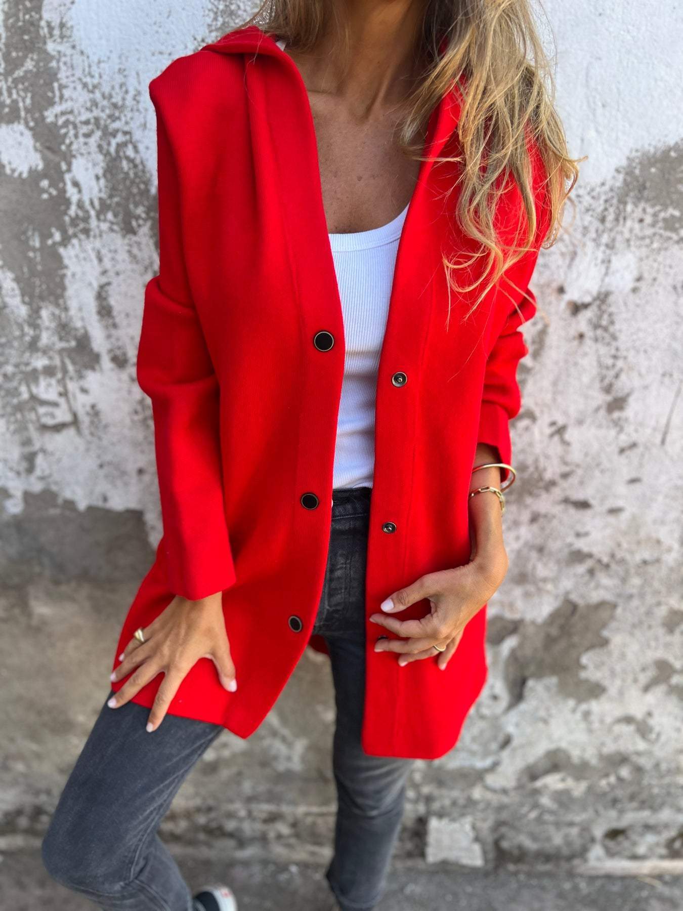 Dames Voorjaarsjas met Knoopdetails – Licht & Elegant